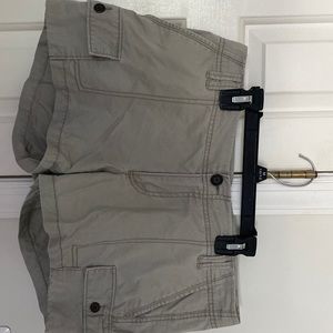 Old Navy Brand tan cargo short